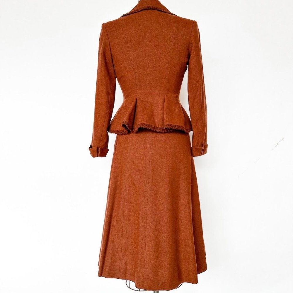 1940s Utah Woolen Mills Forstmann Wool Flannel Full Skirt Nip Waist Skirt Suit - Picture 6 of 8